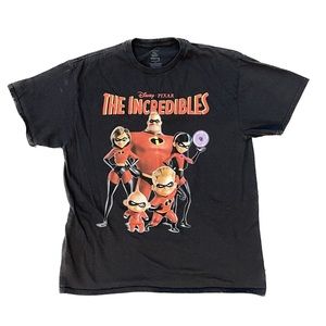Disney Pixar The Incredibles 2 Graphic Tee Size Large